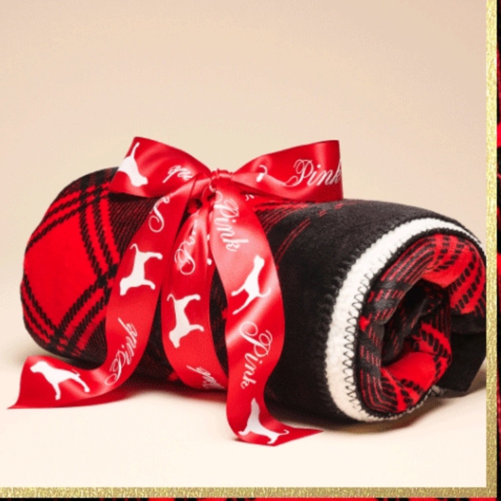 VS PINK Plaid Red and Black Throw Blanket